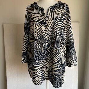 Panama Jack Peplum Palm Blouse in Navy, Sixe 1X